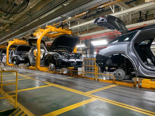 全力以赴拼經(jīng)濟(jì) 神龍汽車成都工廠7月生產(chǎn)7772臺(tái)創(chuàng)今年新高